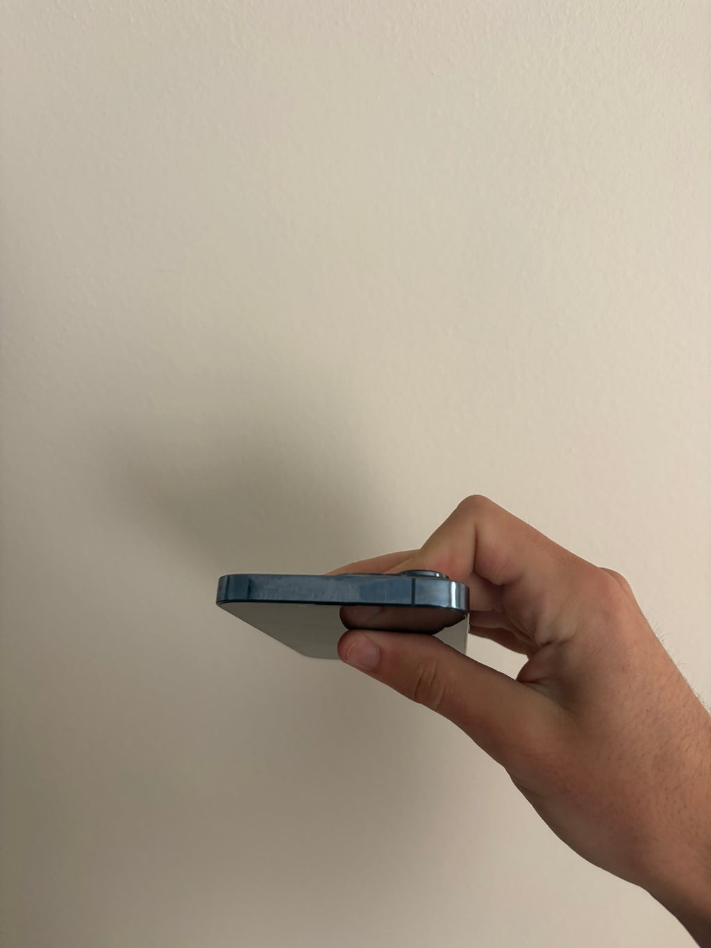 iPhone 13 Pro 256GB Sierra Blue top edge view