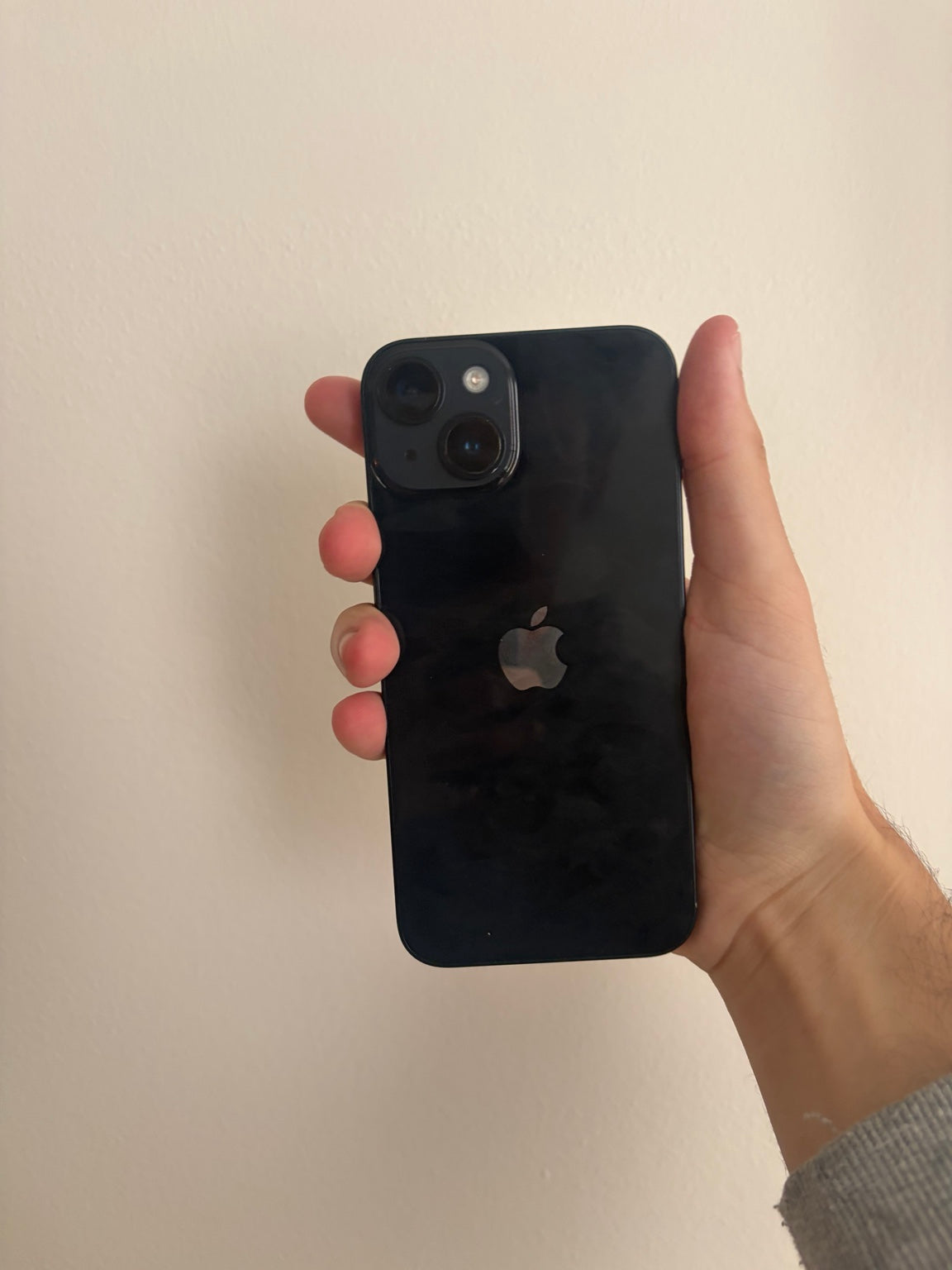 iPhone 14 128GB Black back condition