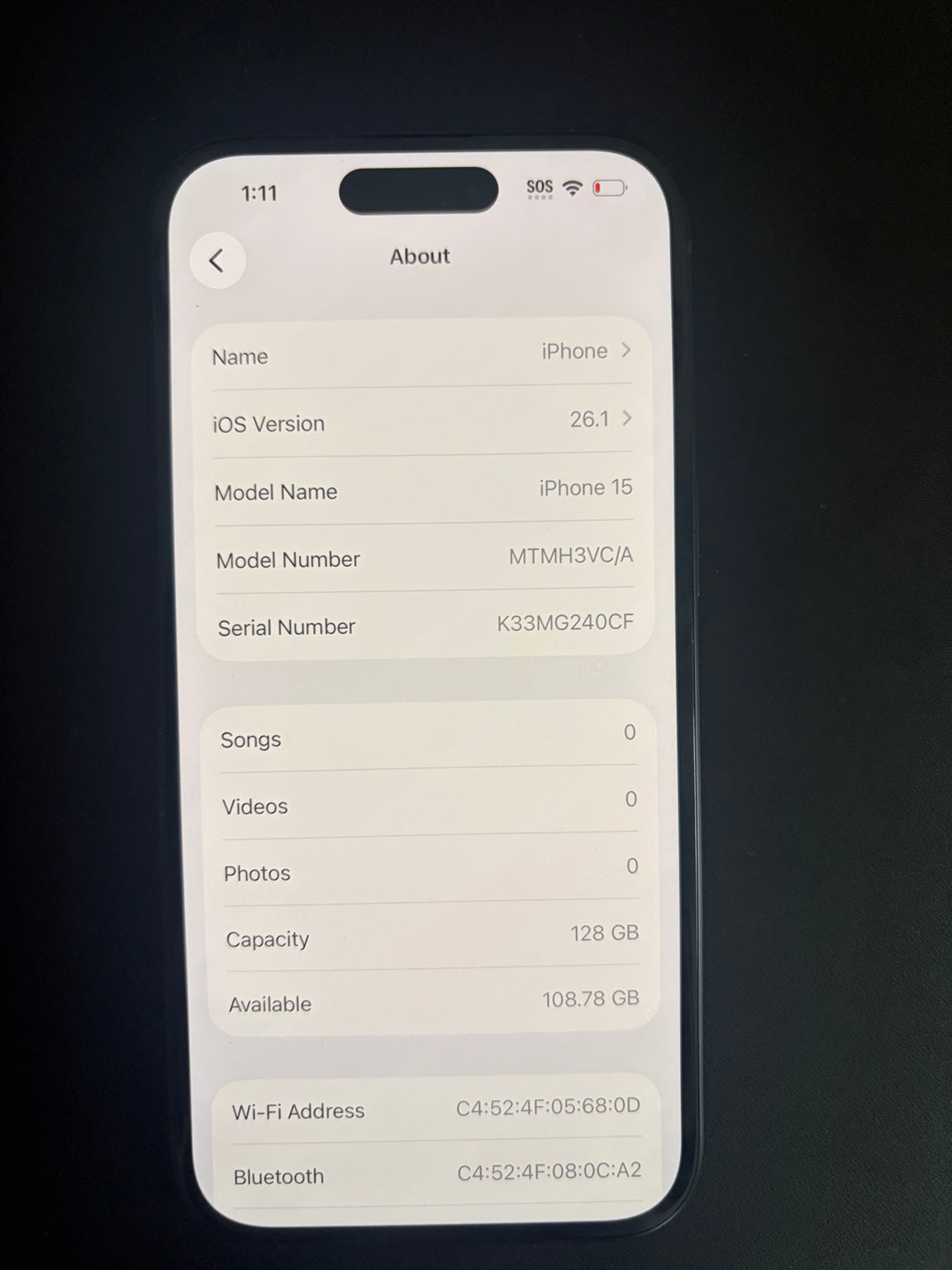iPhone 15 128GB Black About screen