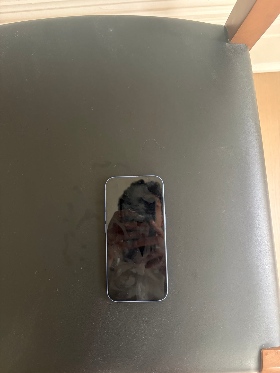 iPhone 16 512GB Blue screen off front view