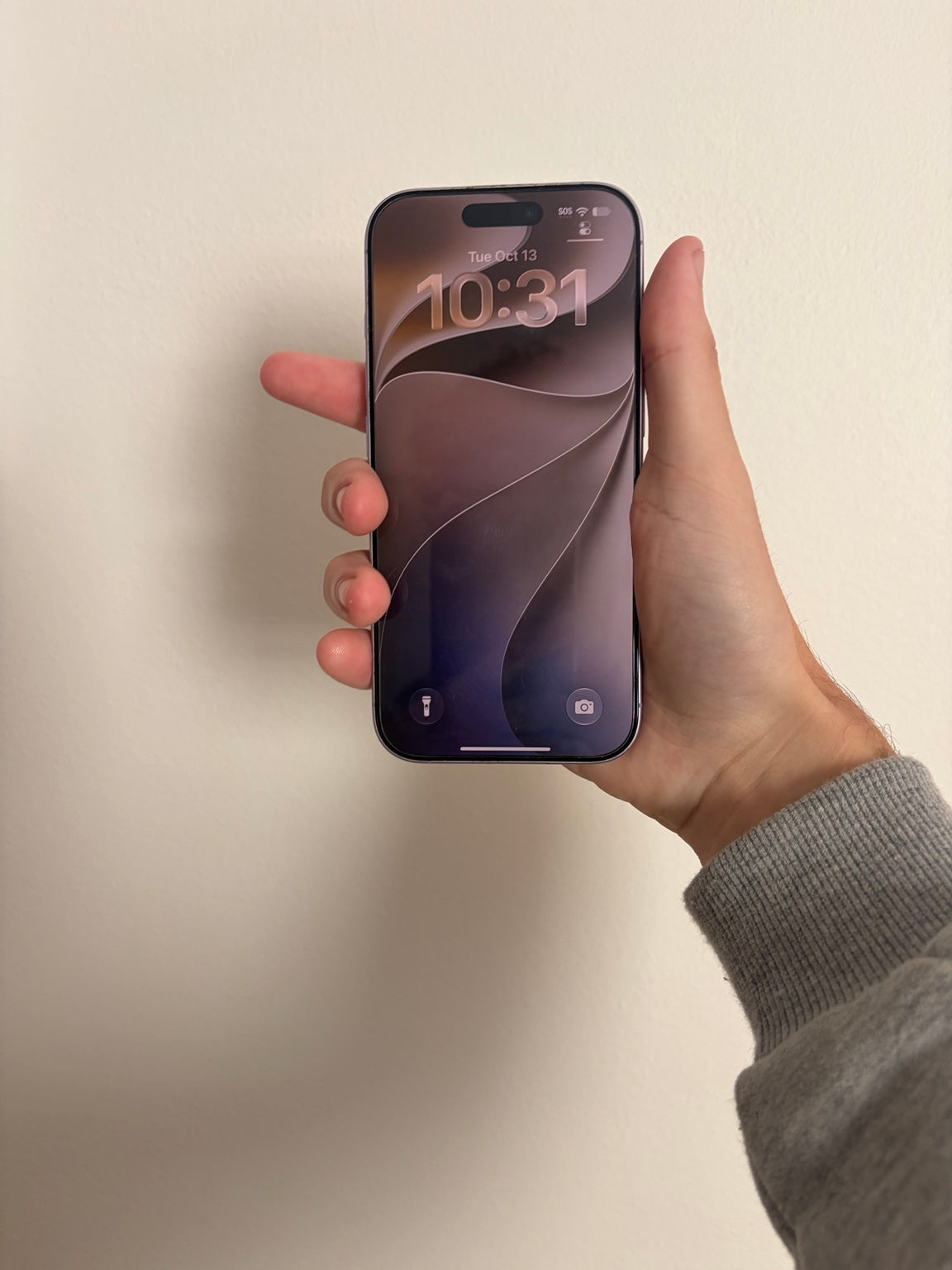 iPhone 17 256GB Lavender front