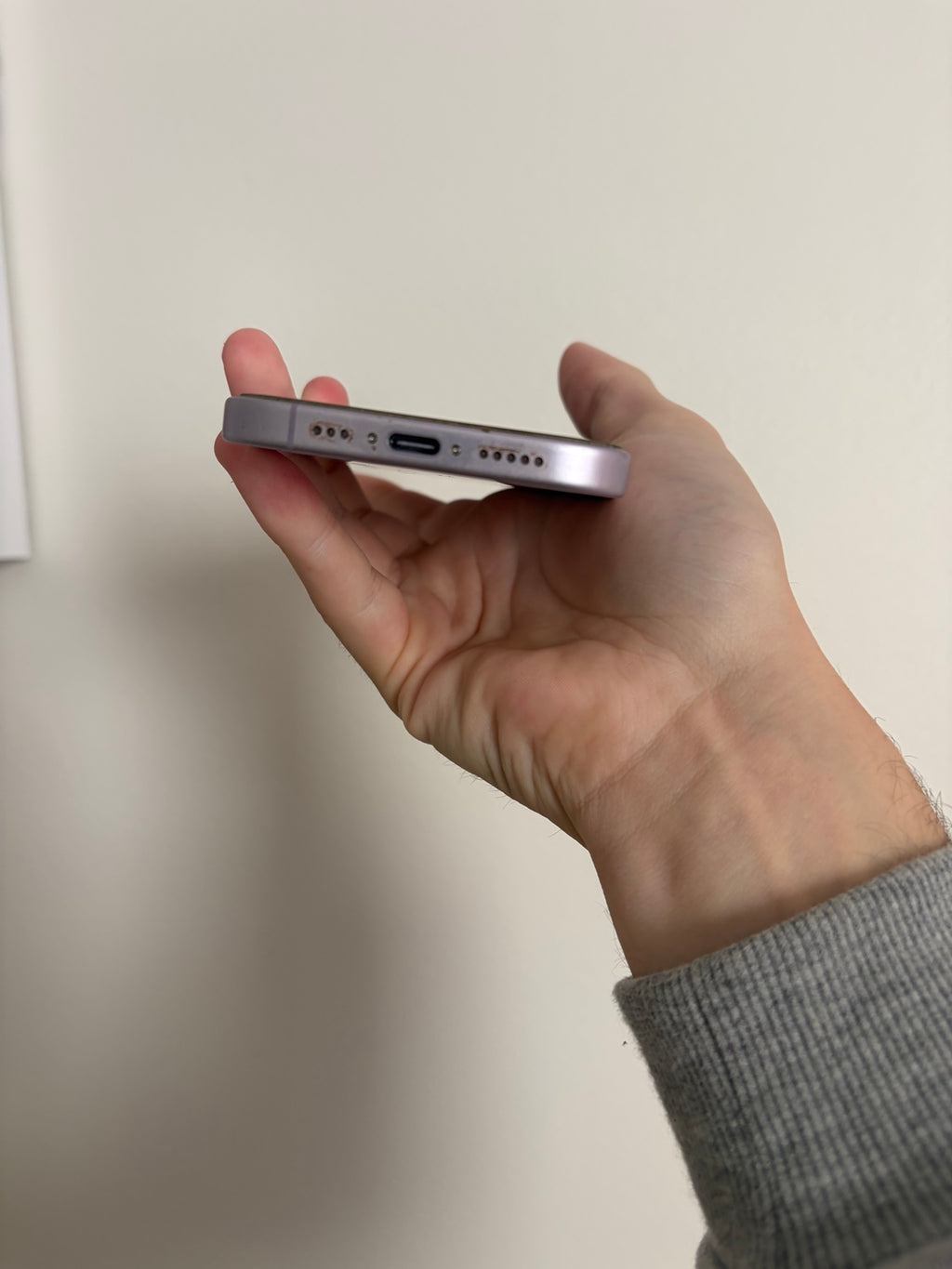 iPhone 17 Lavender USB C port